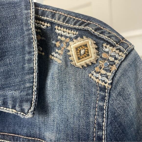 GRACE Aztec/Southwestern Cropped Embroidered Denim Jacket, Festival, Boho, S - Picture 4 of 8